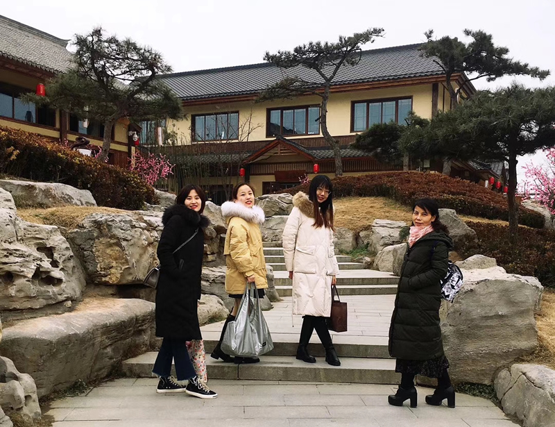 �����(li��n)늚��ؽM��ȫ�w�T�����(hu��)