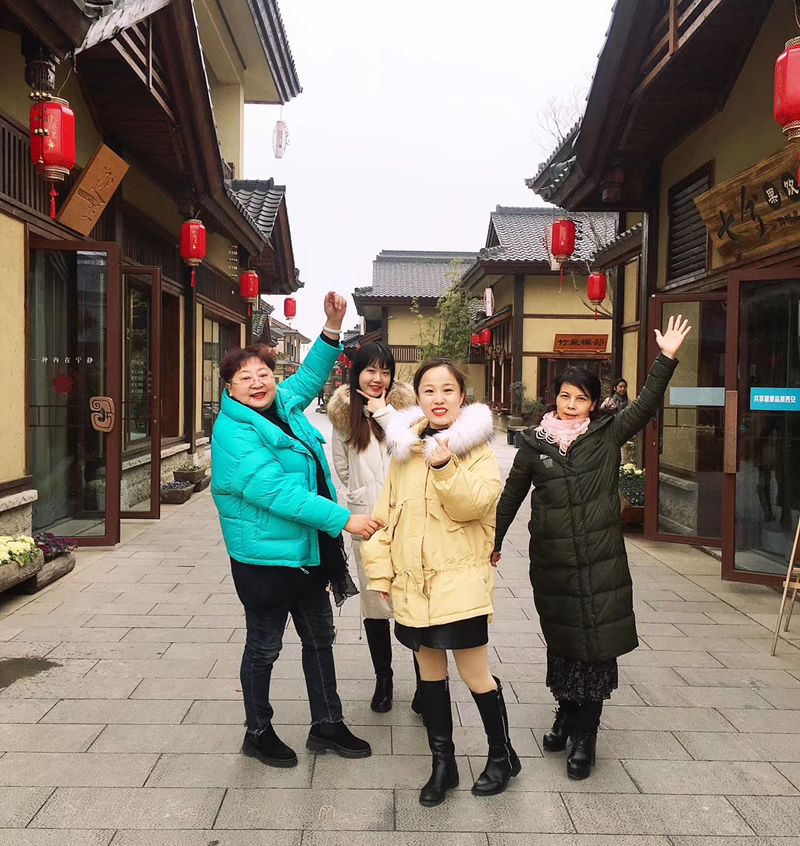 �����(li��n)늚��ؽM��ȫ�w�T�����(hu��)